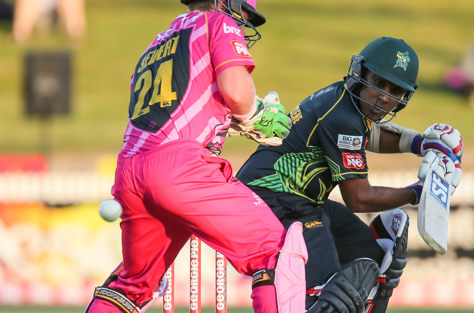 Mahela slide.jpg