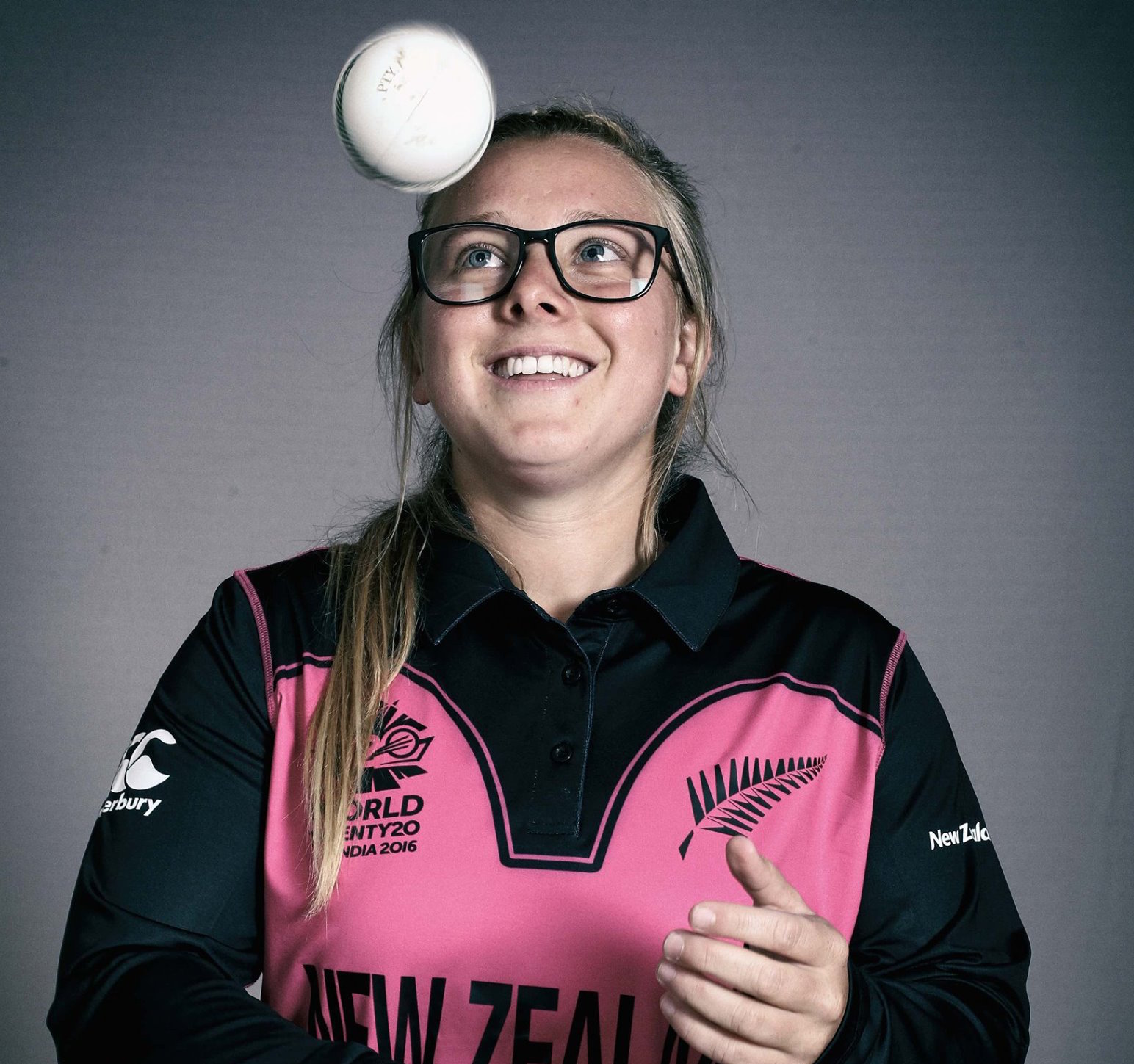 Leigh thumb kasperek magenta bowls.jpg